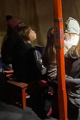 Erzählveranstaltung "Glückskinder" in der Jurte der Kinder- und Jugendbibliothek der AGB Berlin